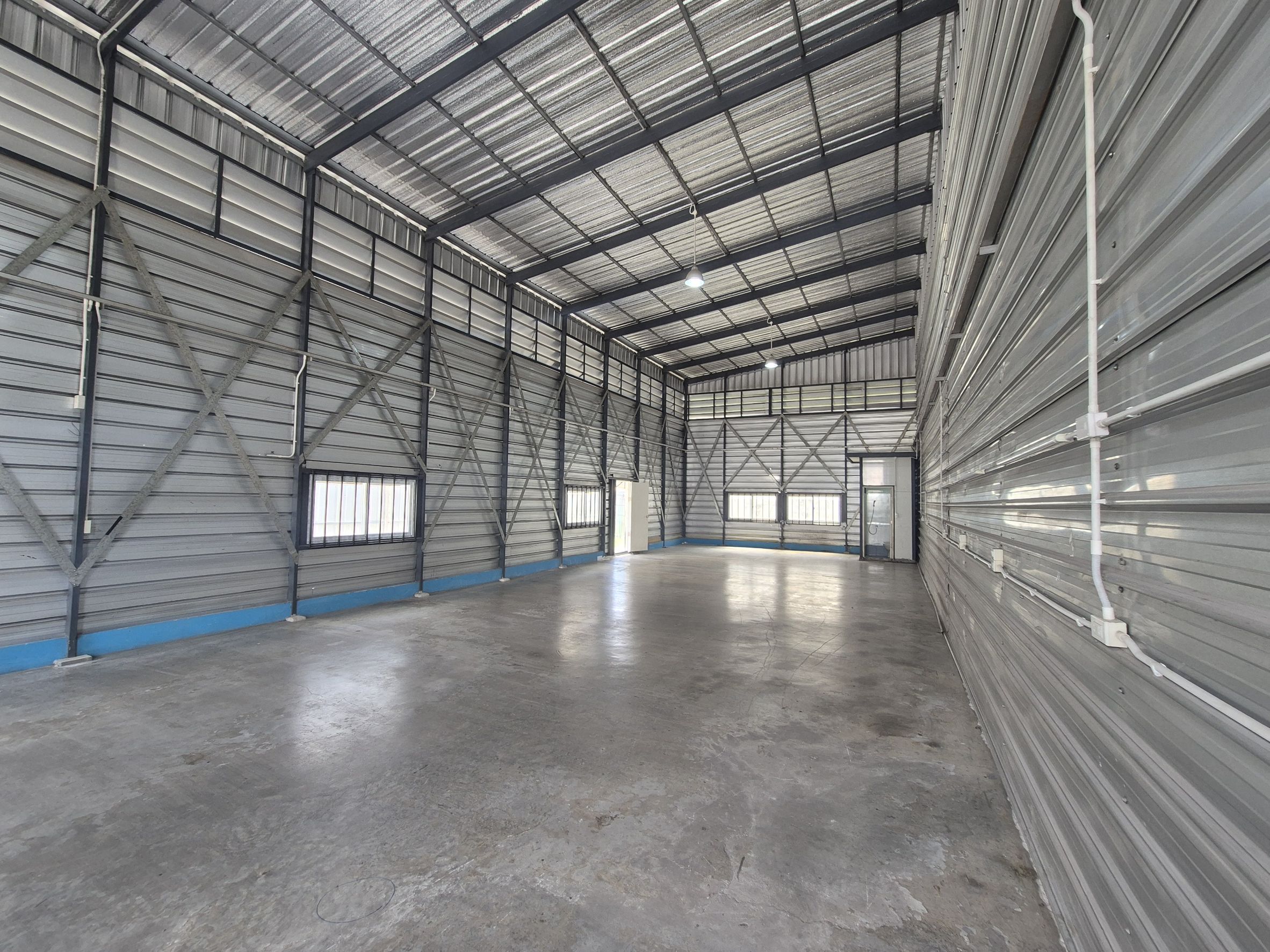 R04A โกดังให้เช่าอนามัยงามเจริญ 150 ตรม. - รูปที่ 5