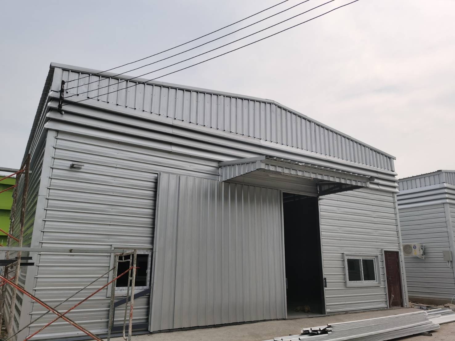 R04H โกดังให้เช่าอนามัยงามเจริญ 300 ตรม. - รูปที่ 2