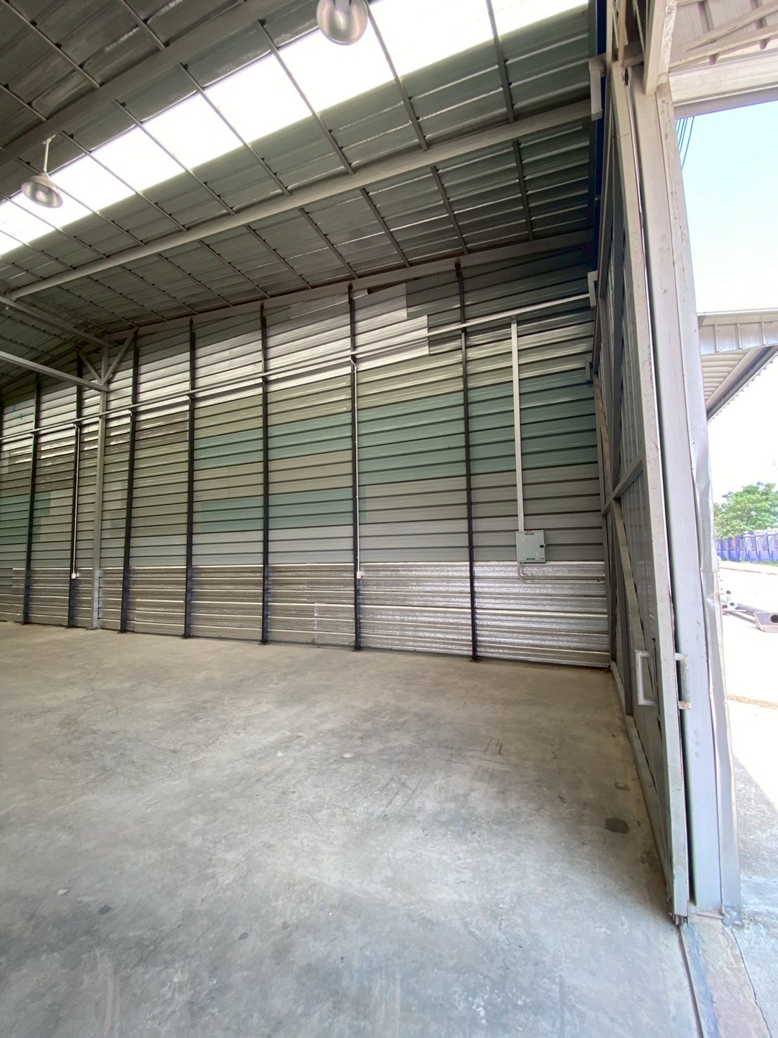 R09D-2 โกดังเช่าลาดกระบัง​-ร่มเกล้า  176 ตรม. 