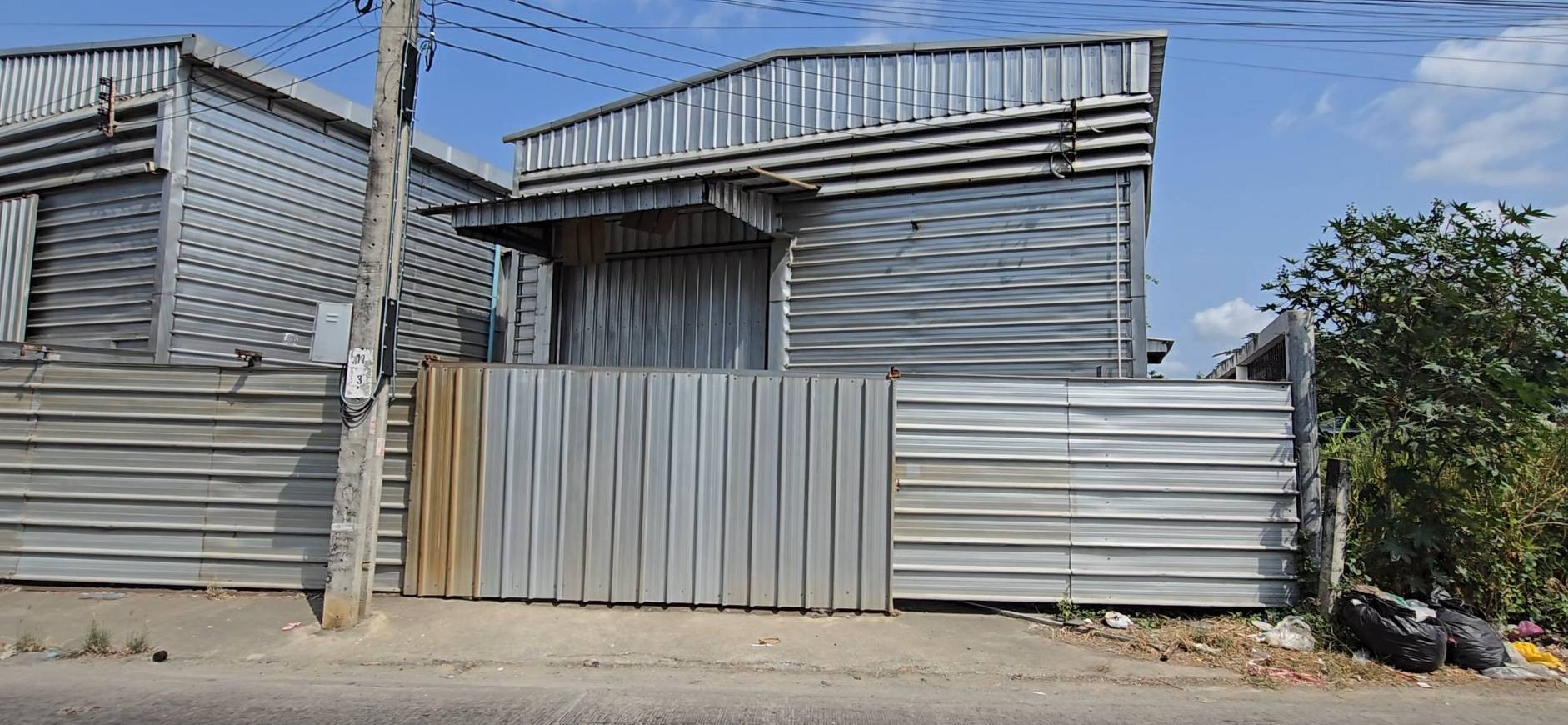 R14A โกดังสำเร็รูปให้เช่า พุทธมณฑลสาย 3 ซอย 7 190 ตรม