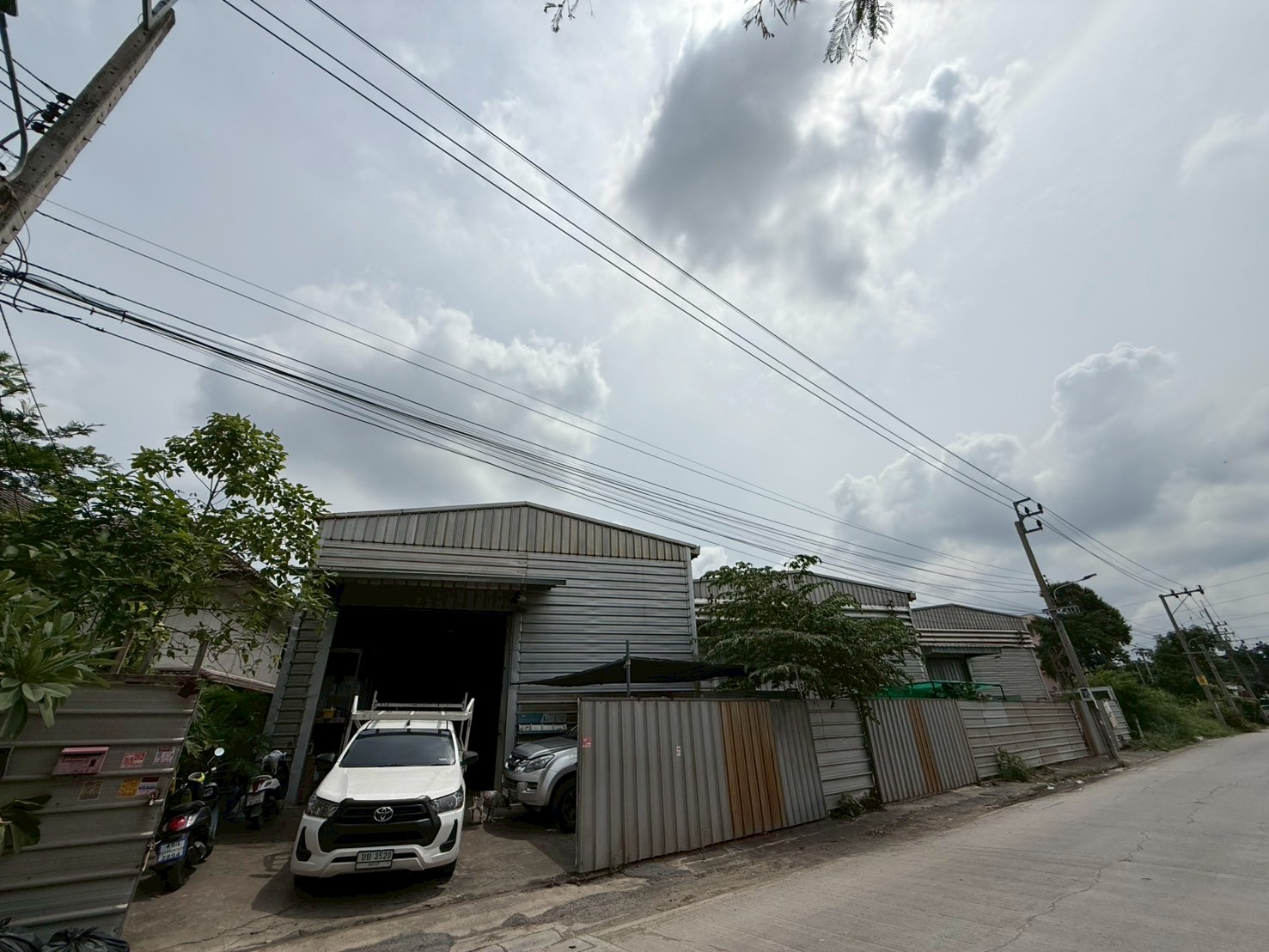 R14C โกดังสำเร็รูปให้เช่า พุทธมณฑลสาย 3 ซอย 7 190 ตรม - รูปที่ 3