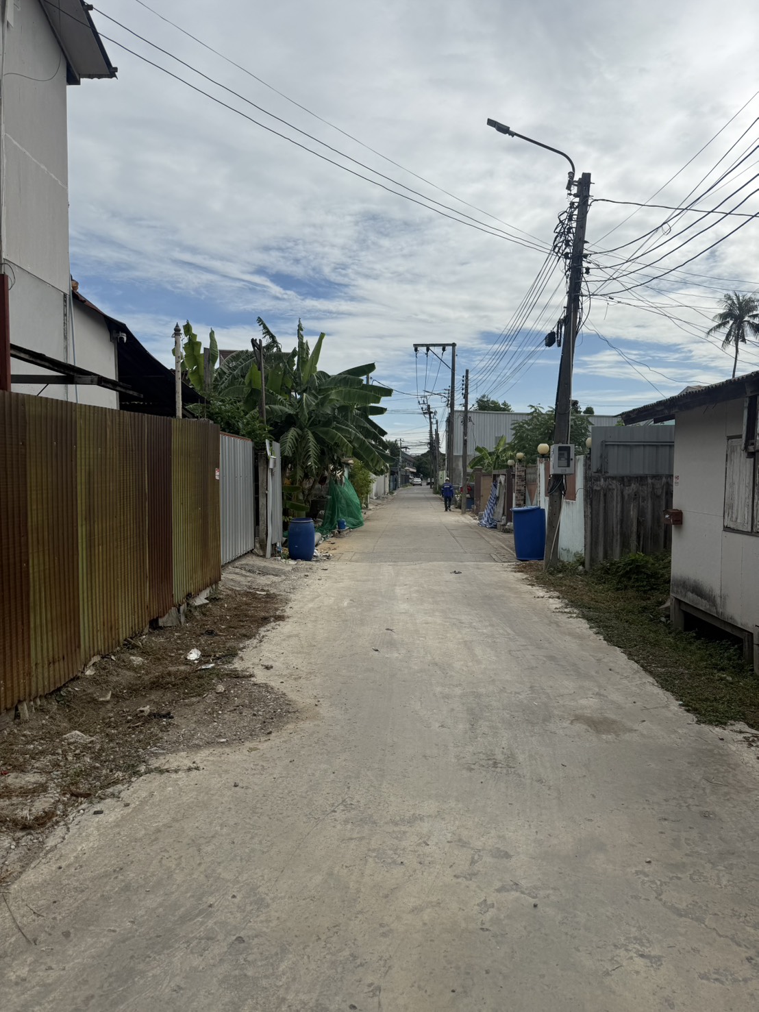 R21A โกดังให้เช่า ประชาอุทิศ เขตทุ่งครุ 527 ตรม. 47