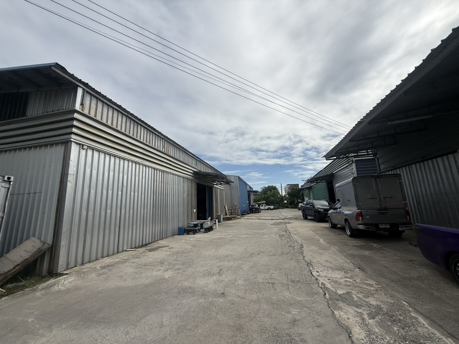 R21A โกดังให้เช่า ประชาอุทิศ เขตทุ่งครุ 527 ตรม. 37
