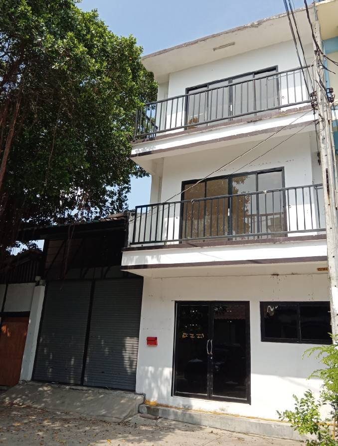 R01J ให้เช่าโกดังและสำนักงานขนาด 400 ตร.ม. 8