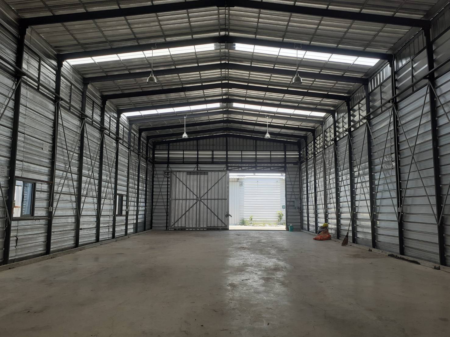 R02AB โกดังสำเร็จรูปให้เช่า ถนนเทพารักษ์ 360 ตรม. 7